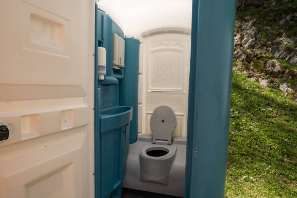 Portable Toilet Options We Offer in Fox Chapel, PA